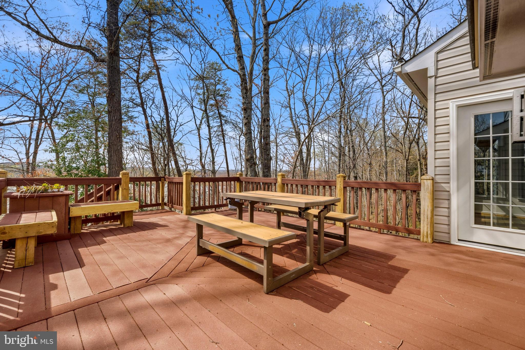 SWANS CREEK - Residential