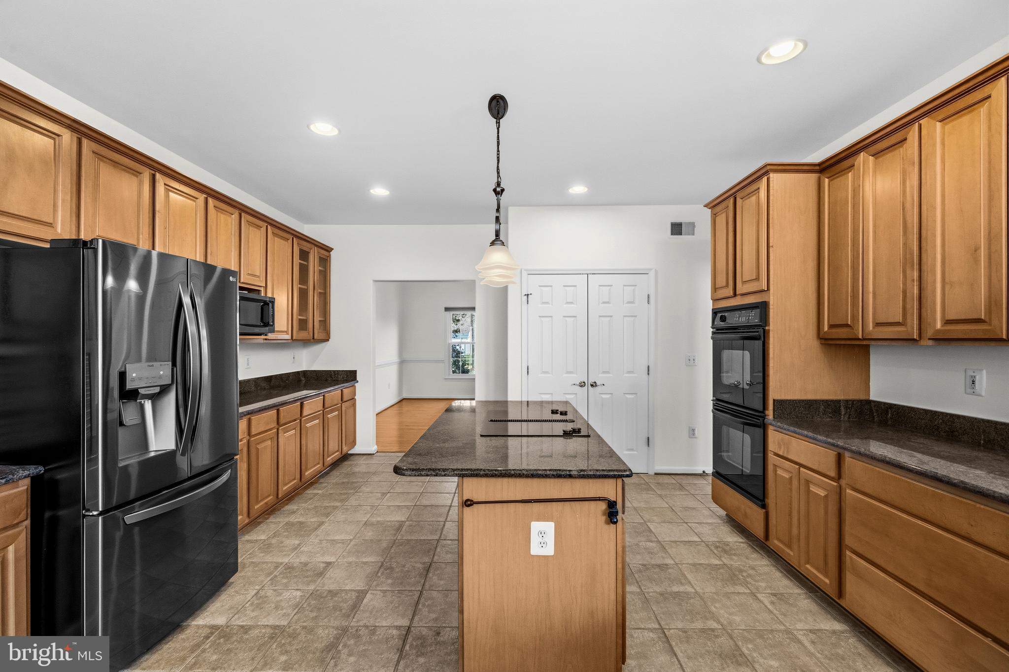 SWANS CREEK - Residential