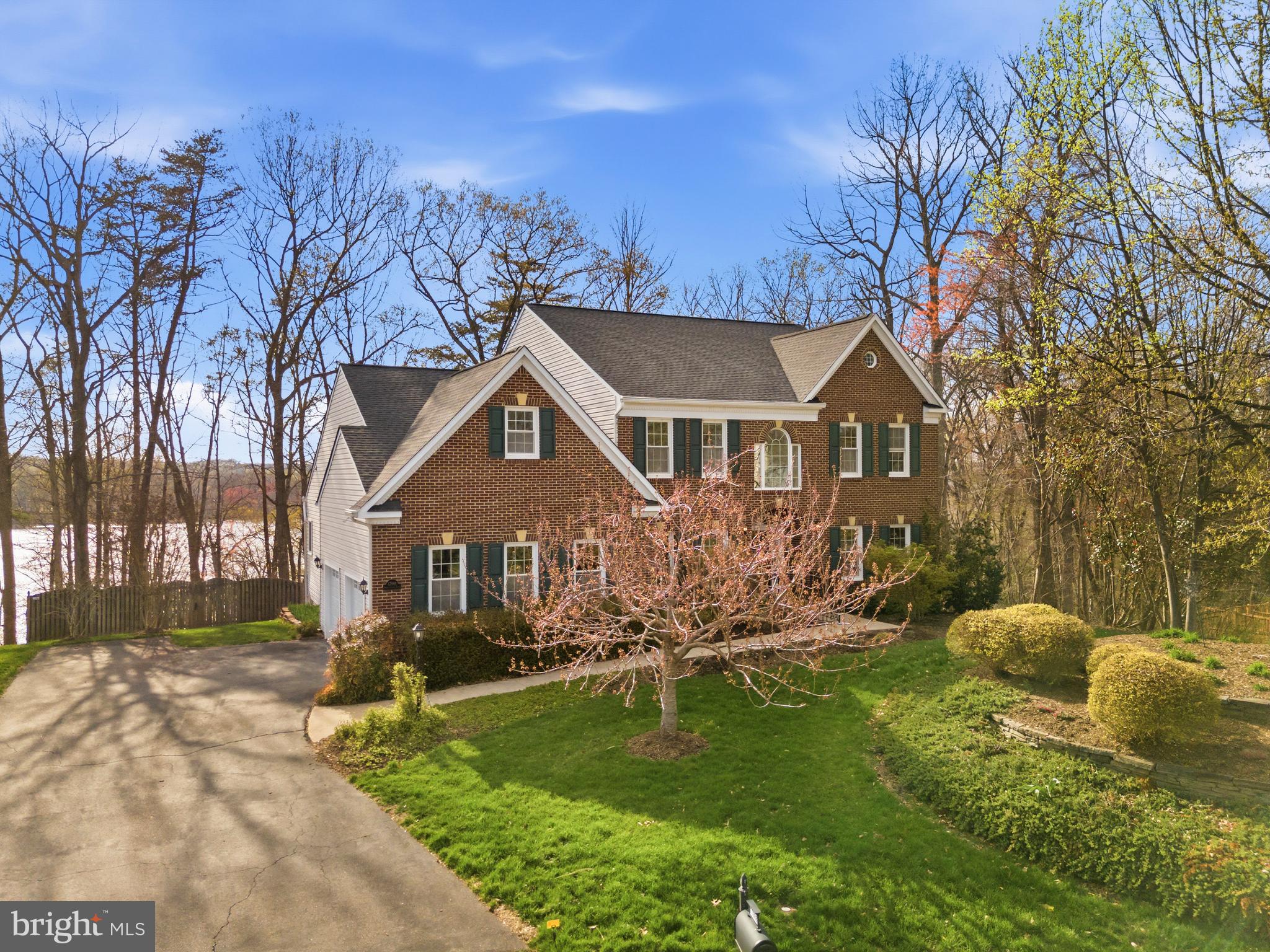 SWANS CREEK - Residential