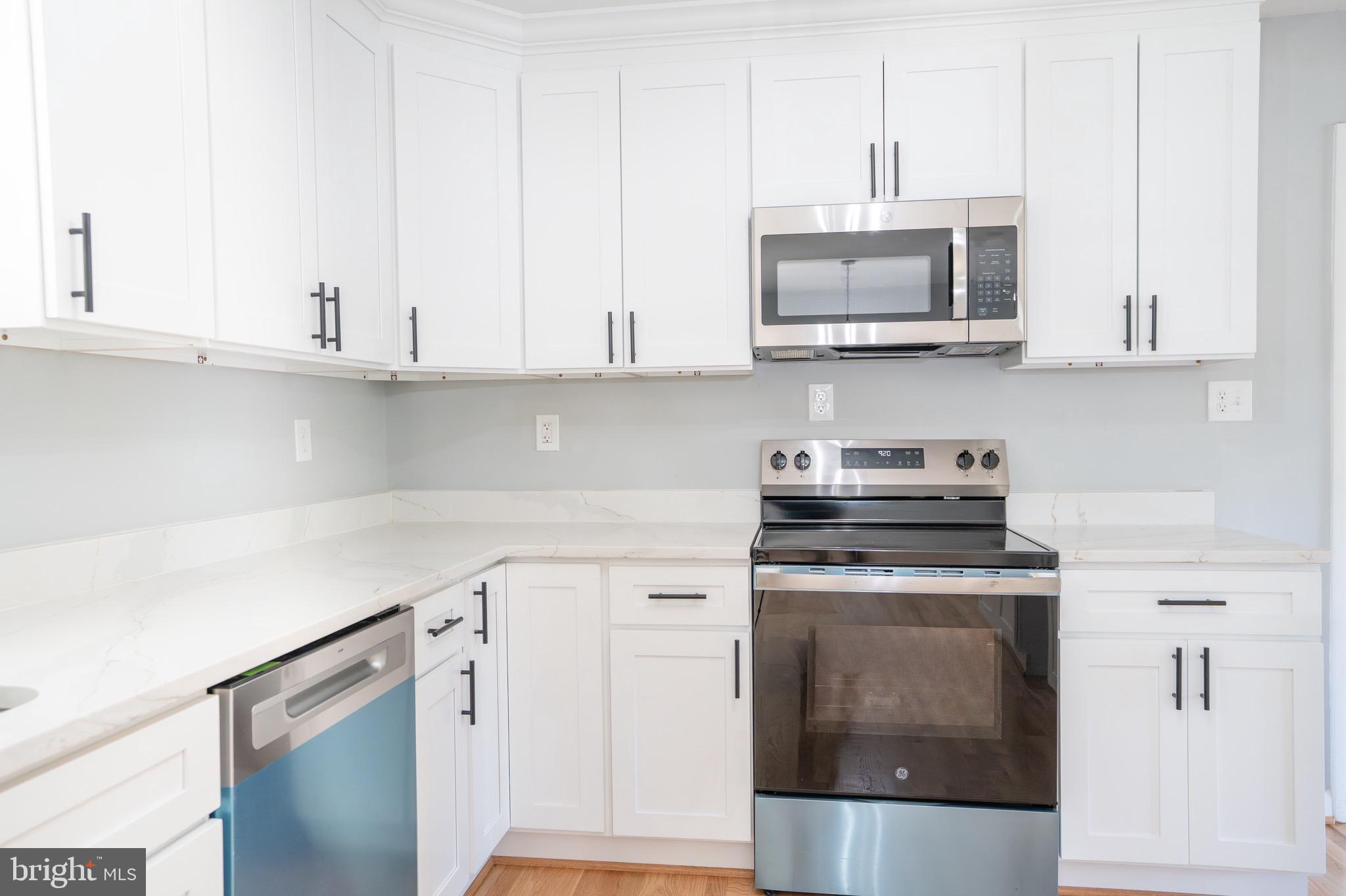 BEACHMONT ESTATES - Residential