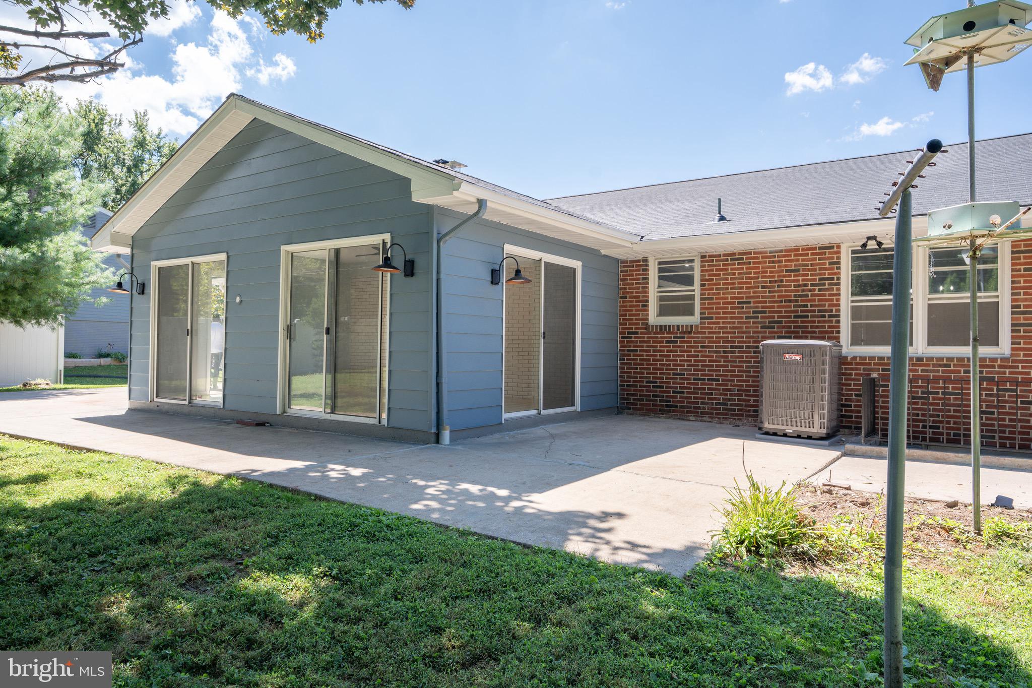 BEACHMONT ESTATES - Residential