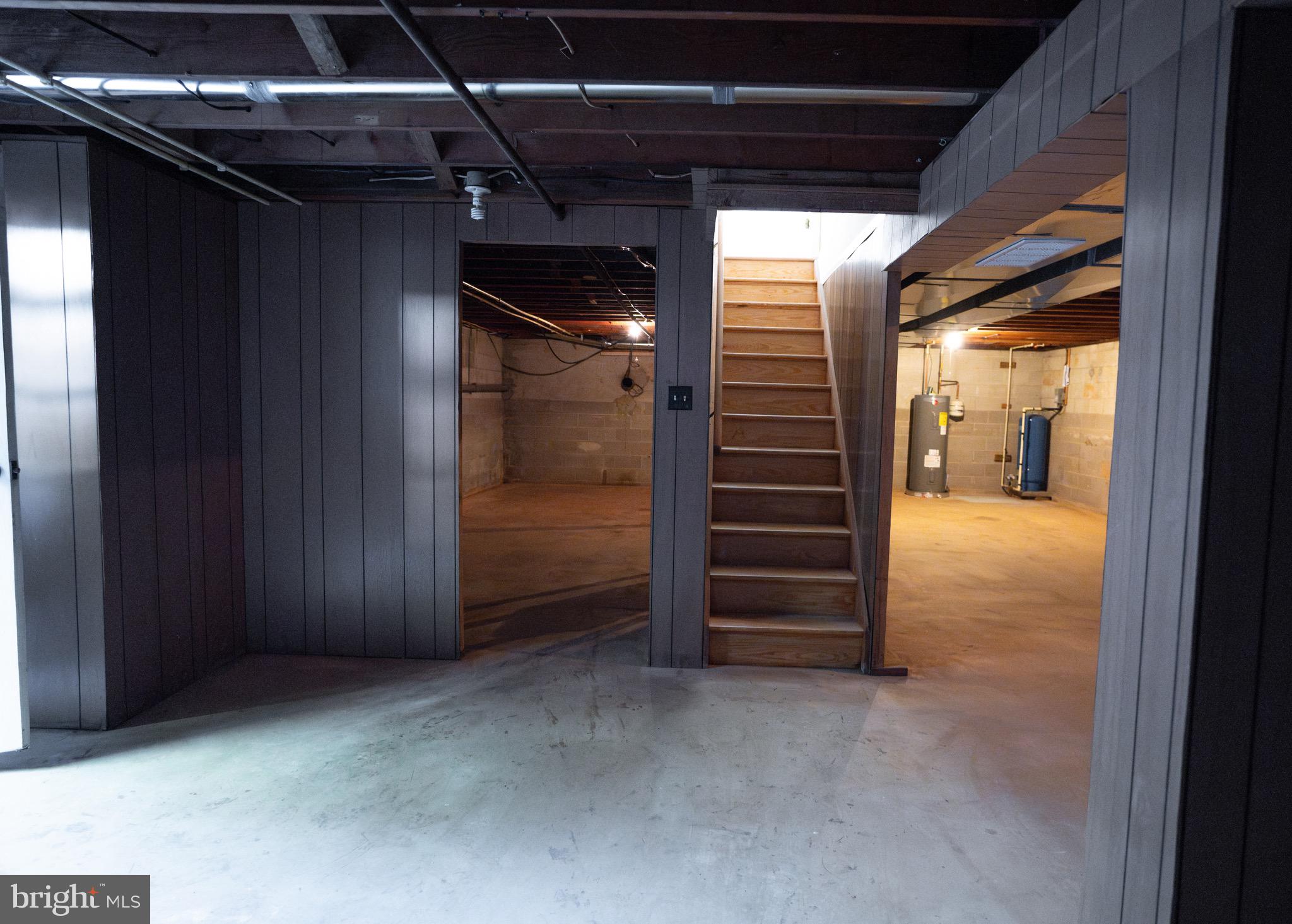 BEACHMONT ESTATES - Residential