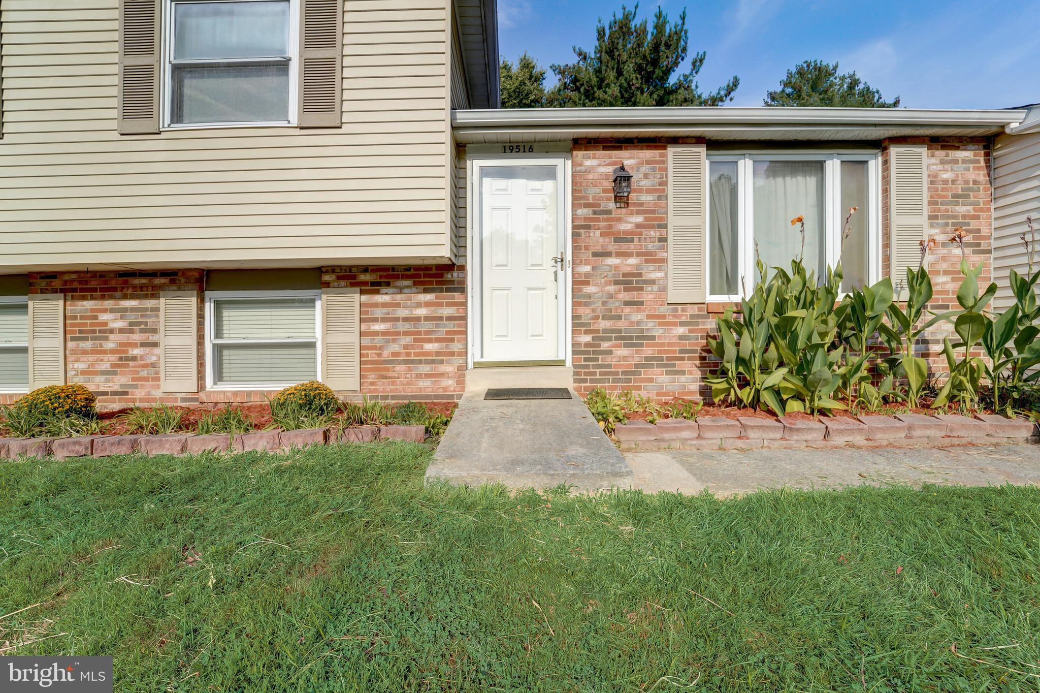 CHARLENE - Residential