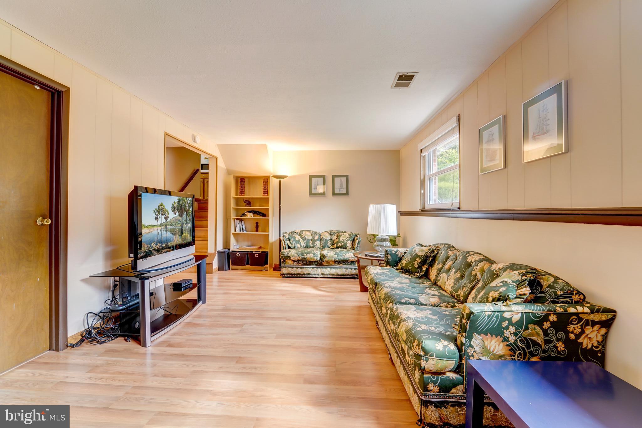 CHARLENE - Residential