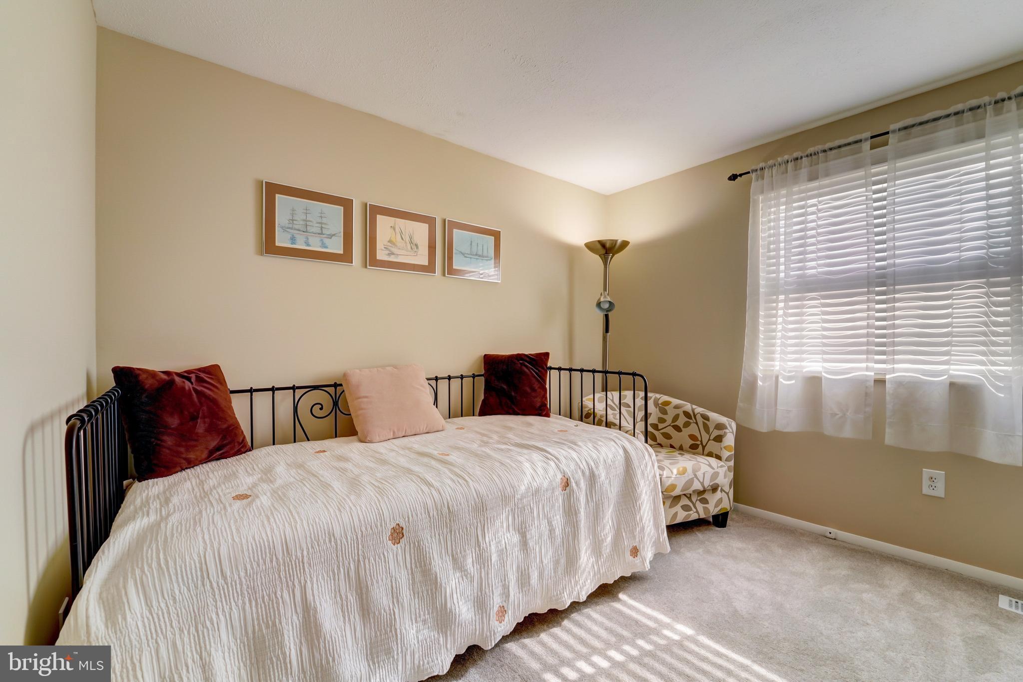 CHARLENE - Residential