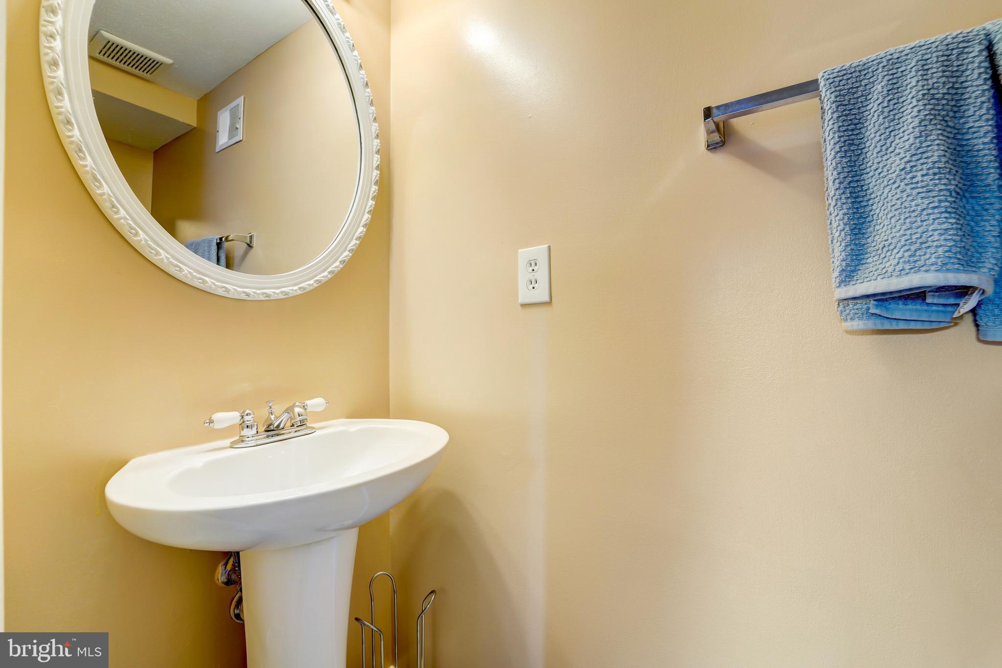 CHARLENE - Residential