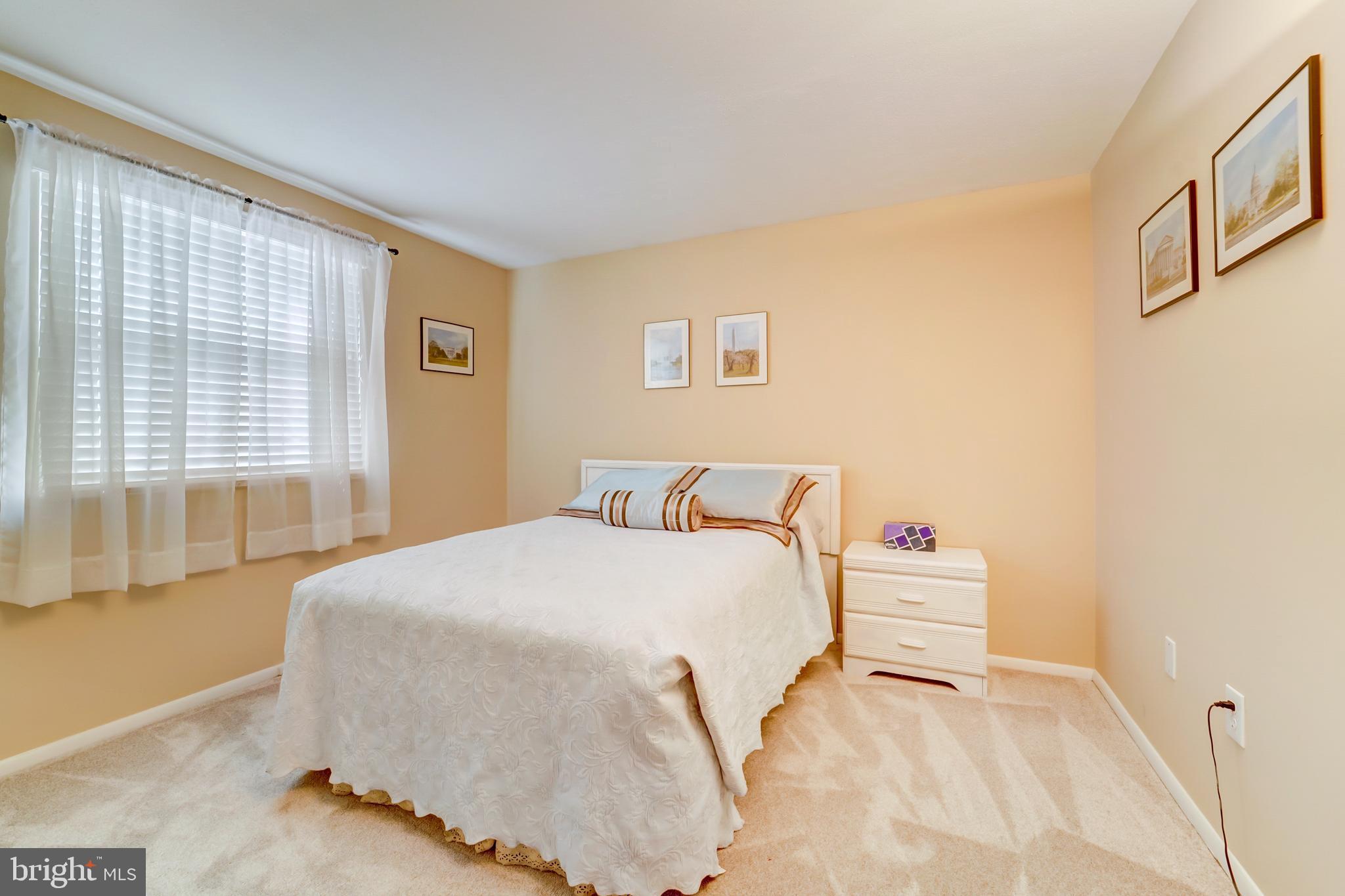 CHARLENE - Residential