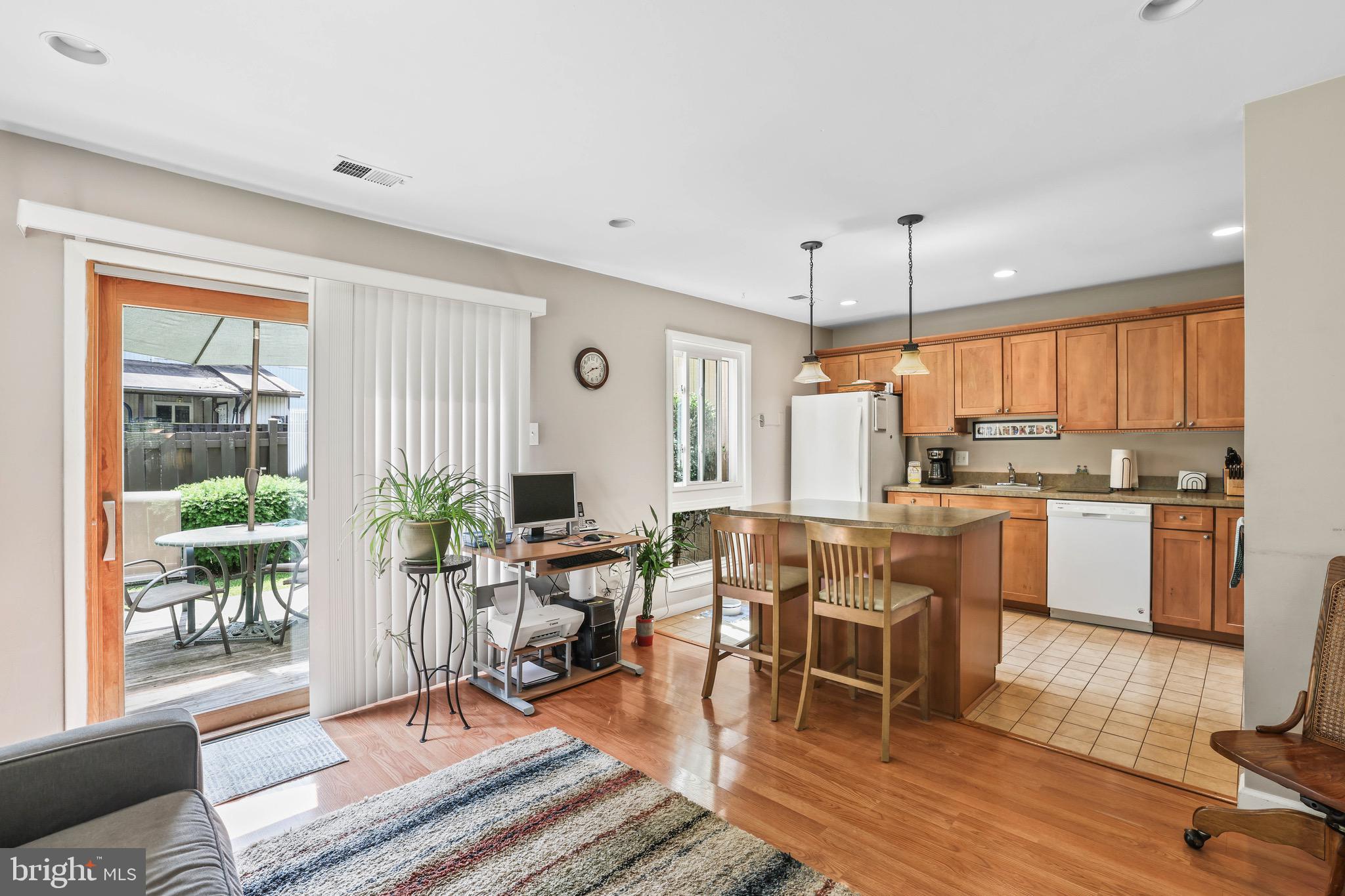 SUGARLAND RUN - Residential