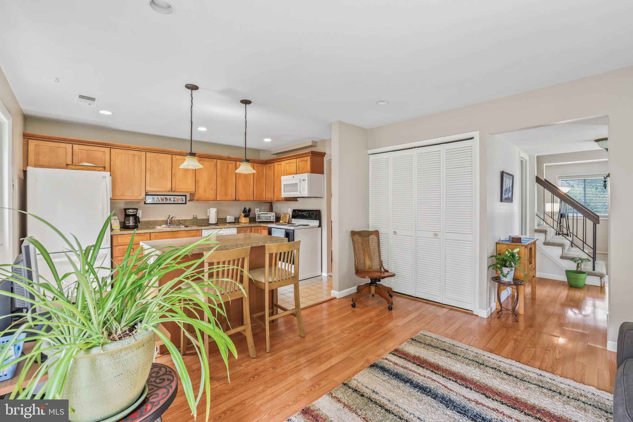 SUGARLAND RUN - Residential