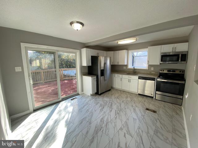 SPRING BRANCH ESTATES - Residential