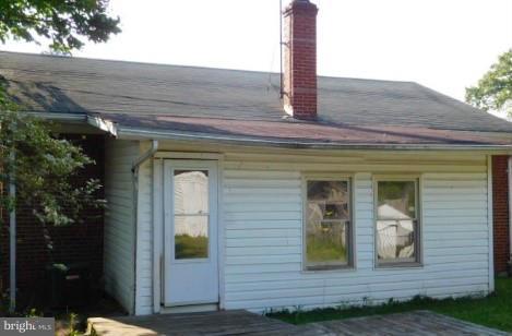 LANDOVER KNOLLS - Residential