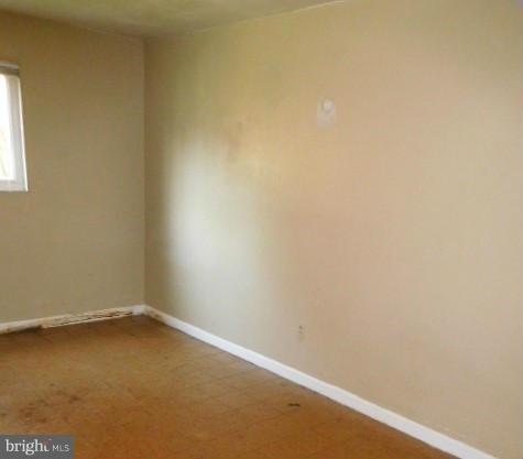 LANDOVER KNOLLS - Residential