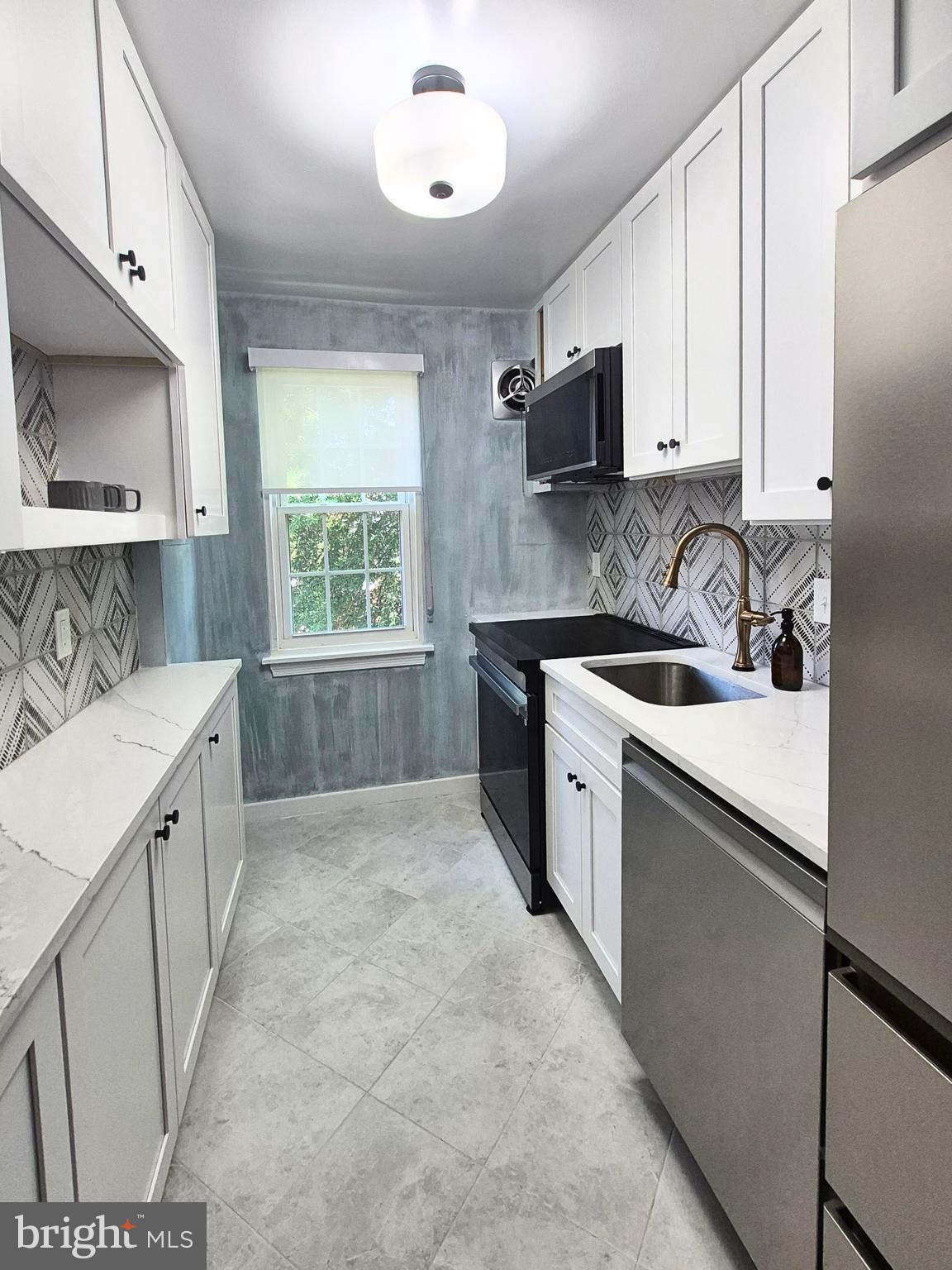 13 AUBURN COURT B