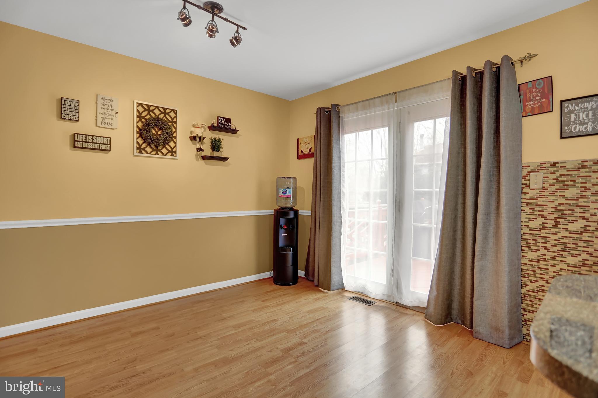 WORTHINGTON MEADOWS - Residential