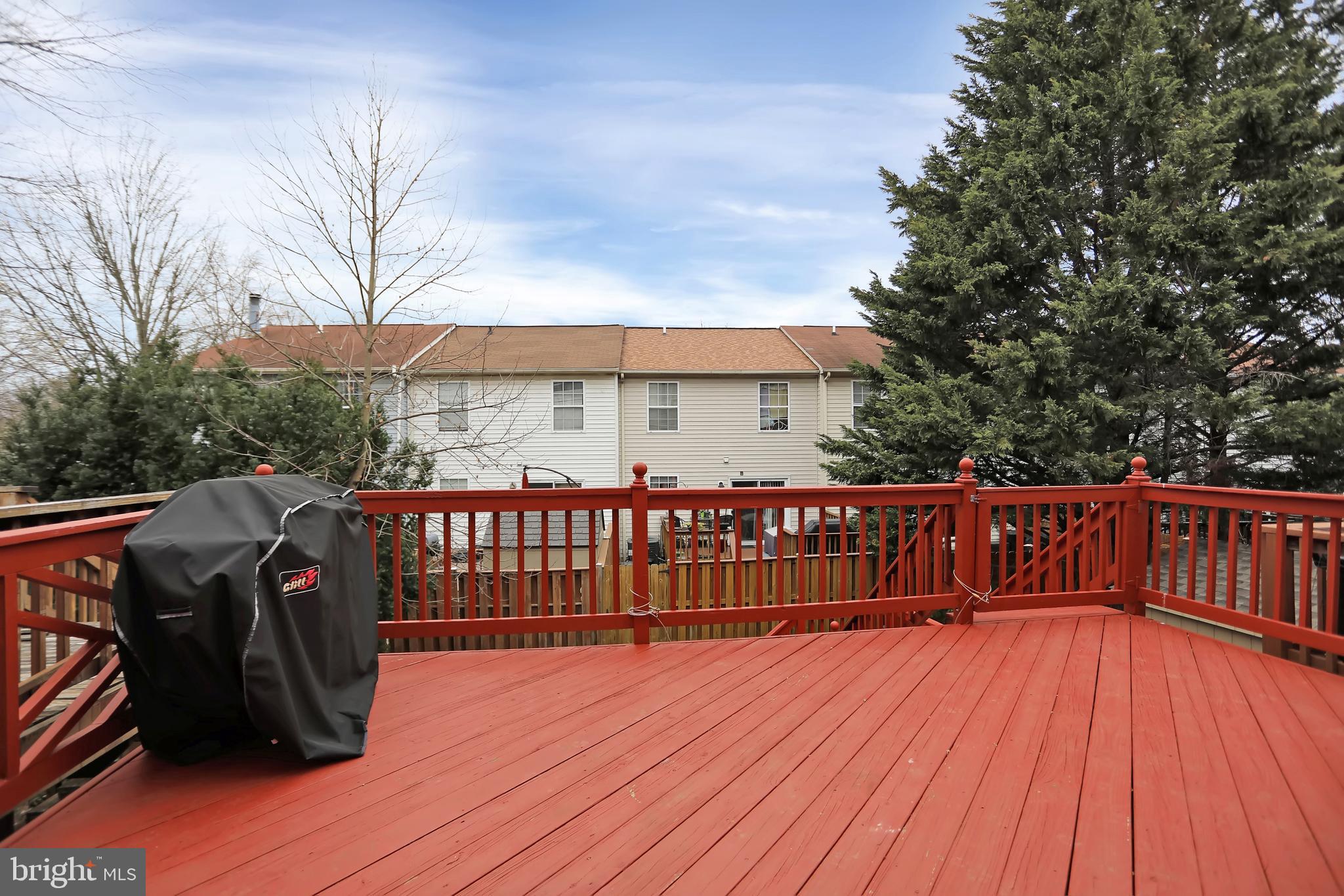 WORTHINGTON MEADOWS - Residential