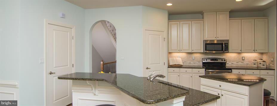 FALLSTON COMMONS - Residential