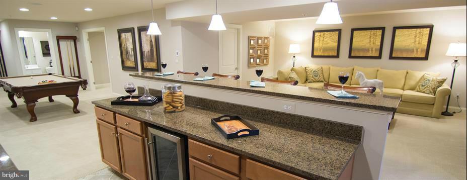 FALLSTON COMMONS - Residential