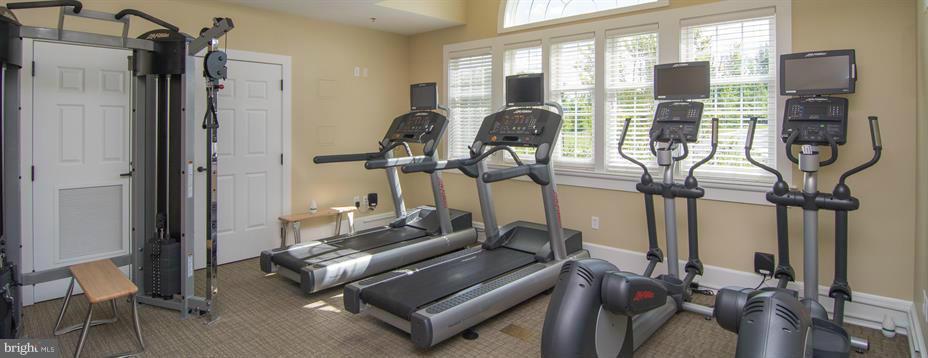 FALLSTON COMMONS - Residential