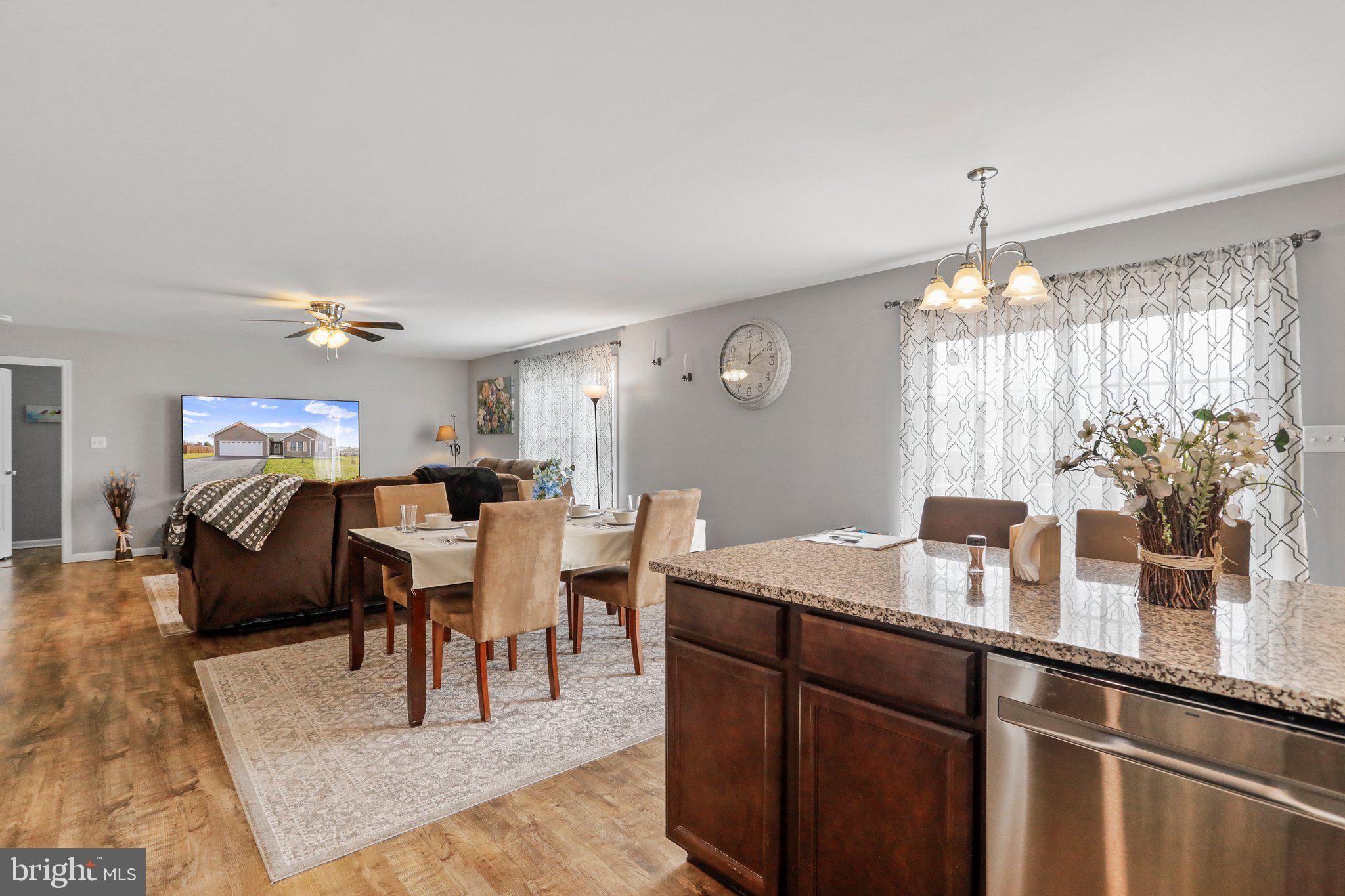 PEBBLE RIDGE - Residential