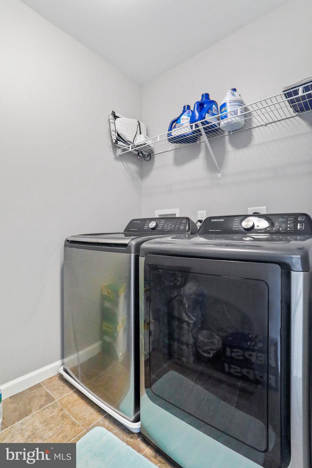 PEBBLE RIDGE - Residential