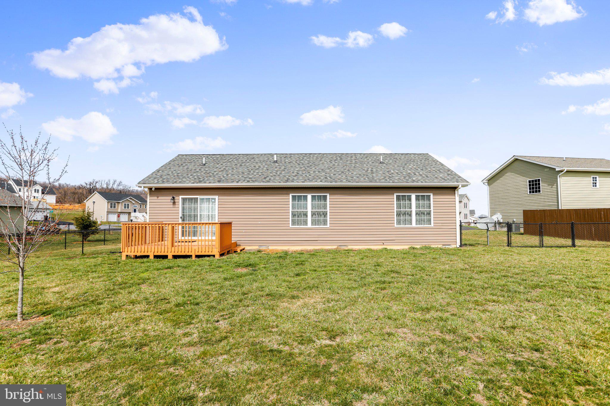 PEBBLE RIDGE - Residential