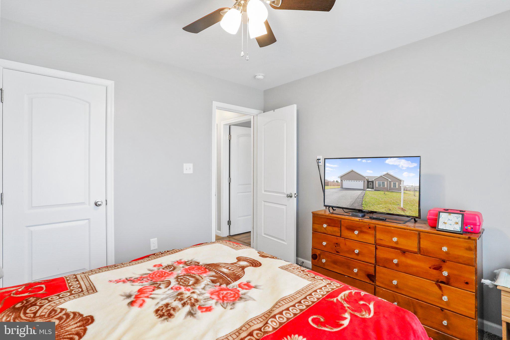 PEBBLE RIDGE - Residential