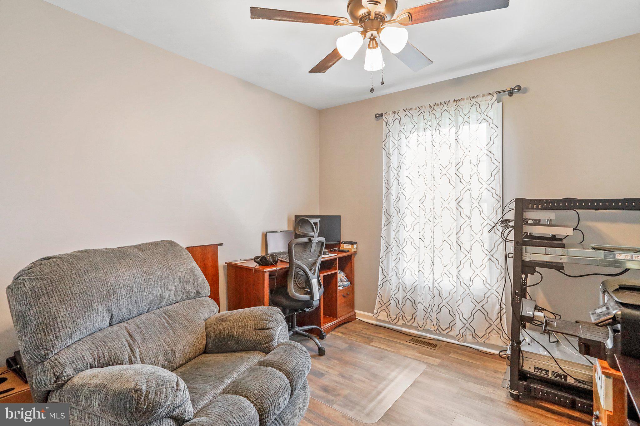 PEBBLE RIDGE - Residential