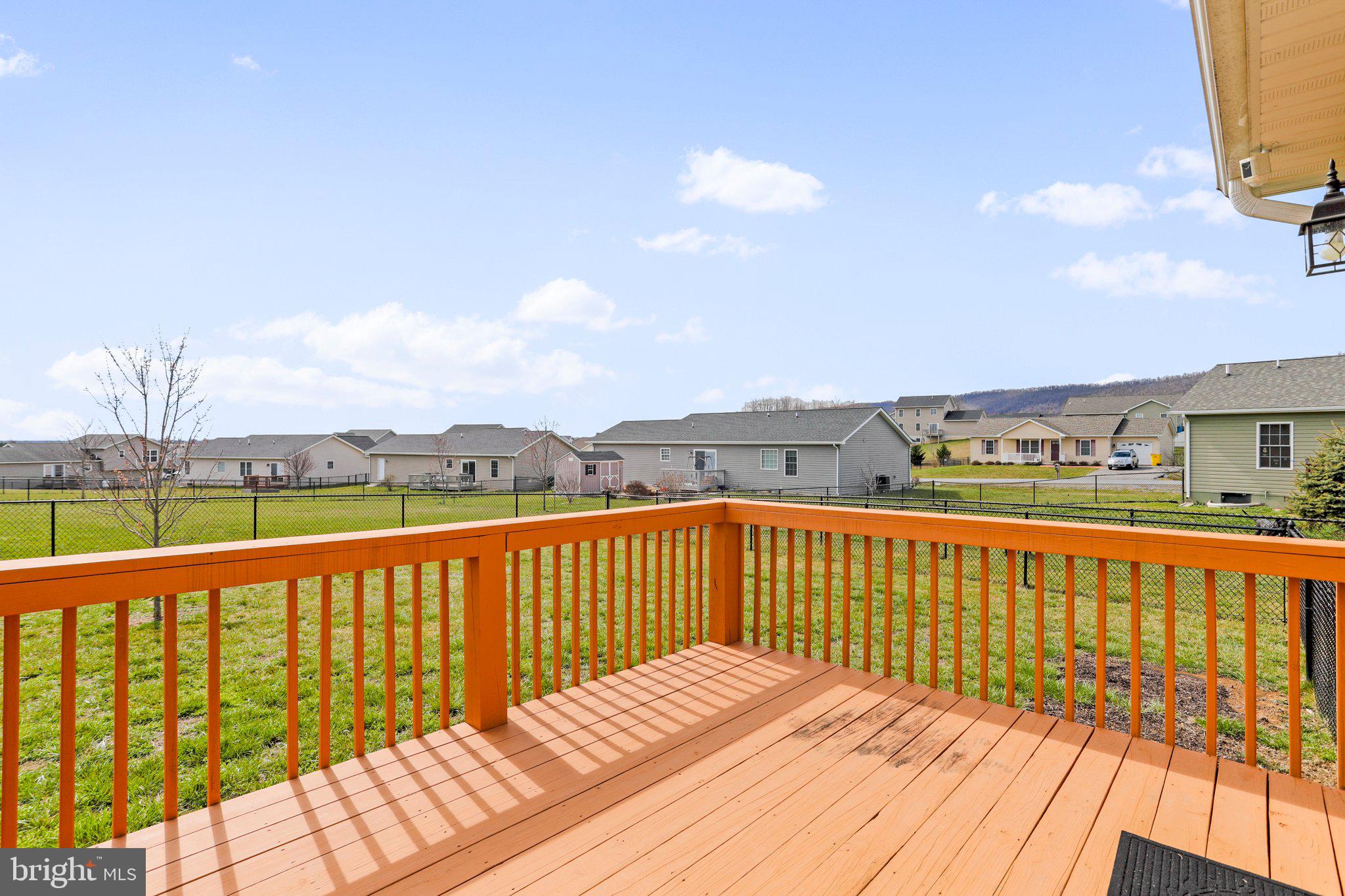 PEBBLE RIDGE - Residential