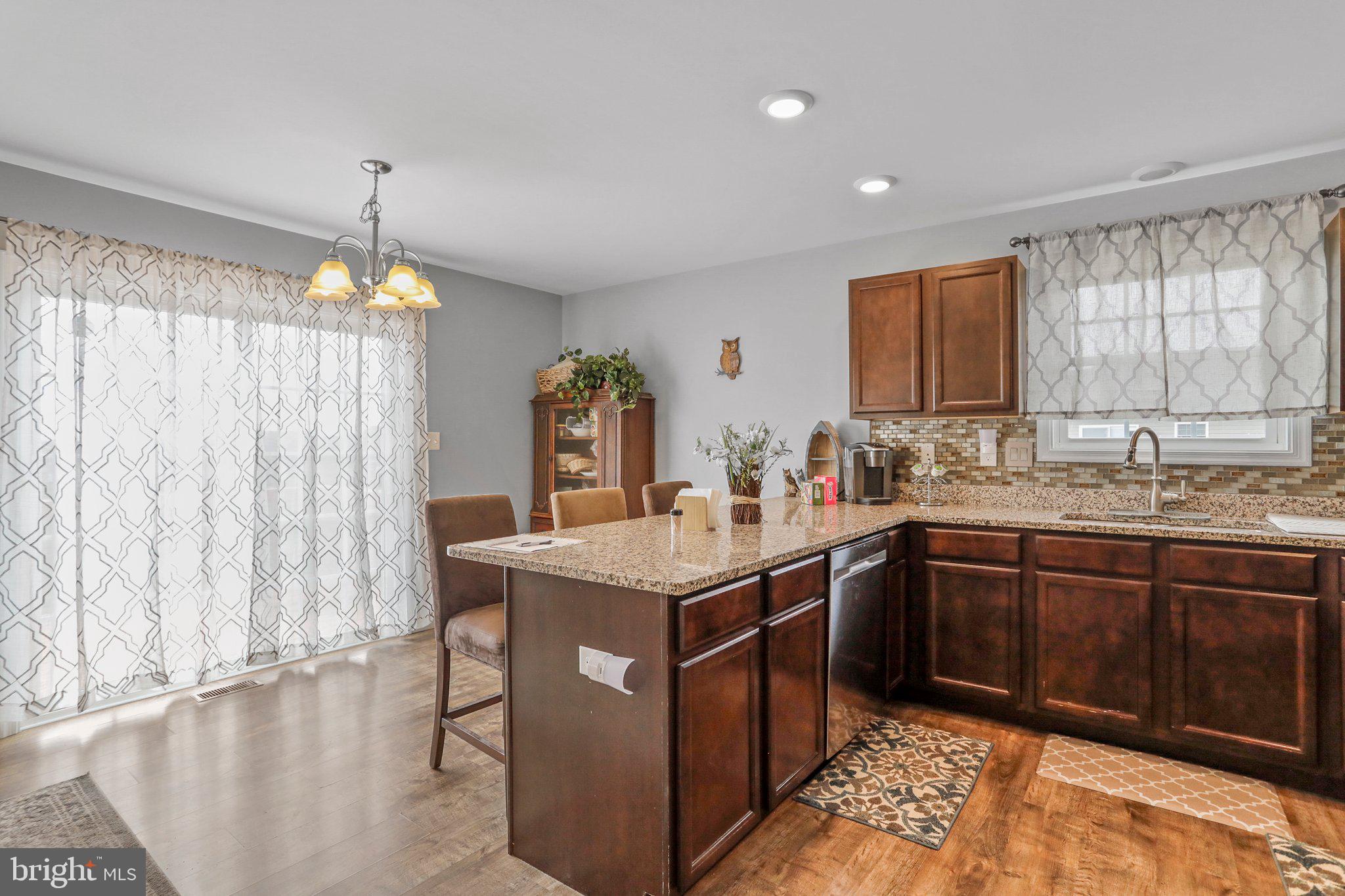 PEBBLE RIDGE - Residential