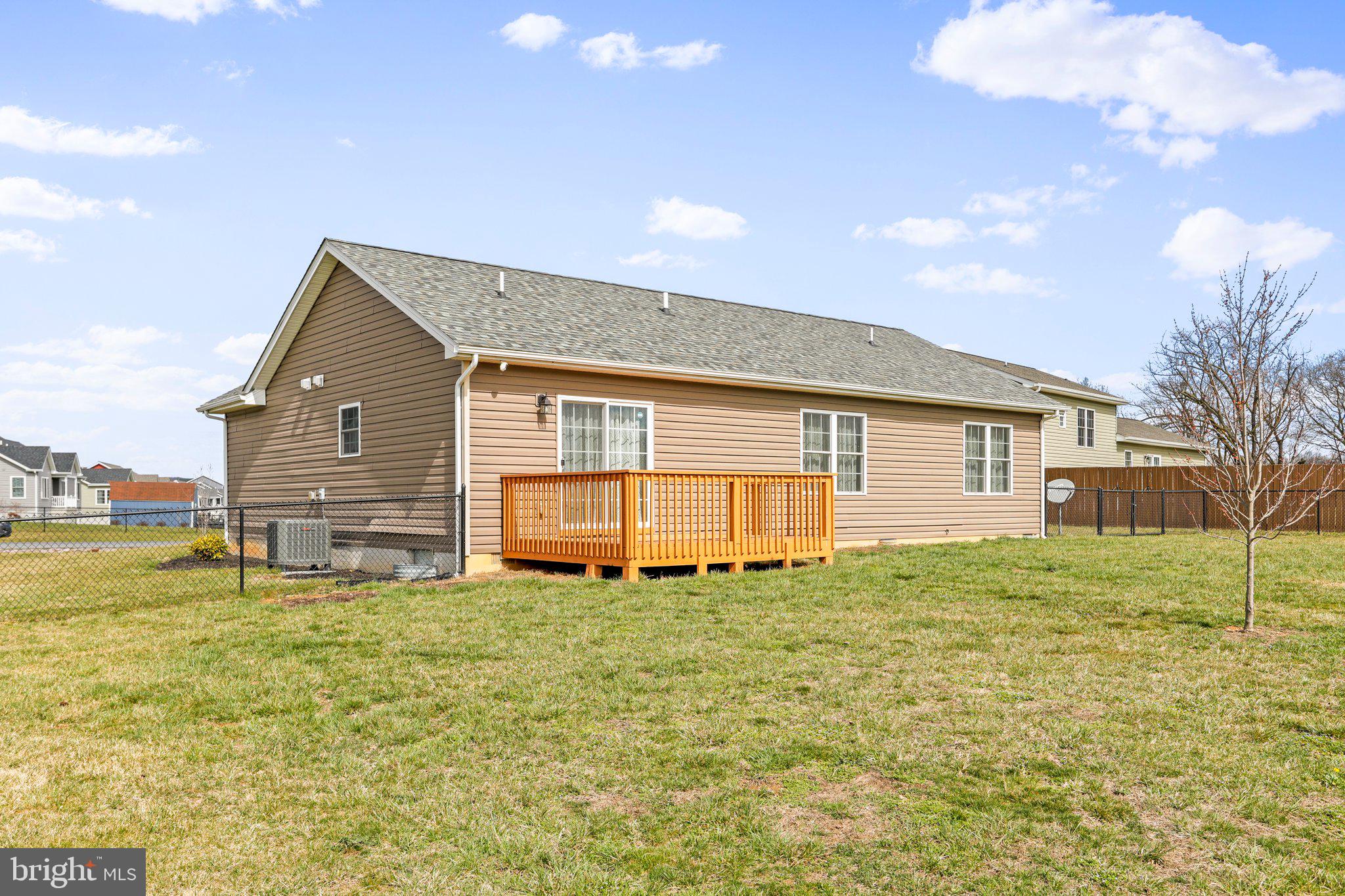 PEBBLE RIDGE - Residential