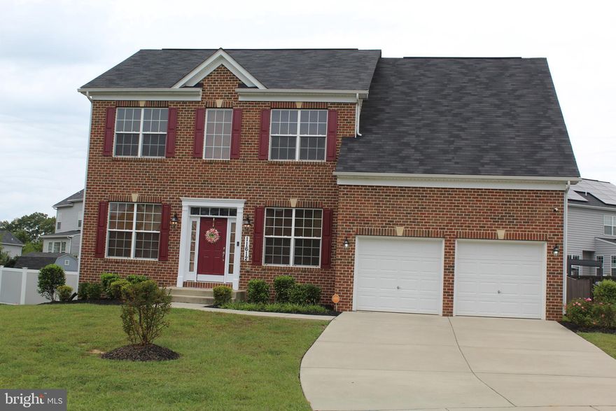 WOW!!!  What a value!!!!  Six real bedrooms with spacious dimensions and good closet space.  Four full baths with tubs.  This Caruso built Oxford floor plan located on a cul de sec has loads of features and in a great location. Wood floors through-out the house on all levels. This center hall two story foyer colonial has a separate living and dining room. This home is great for entertaining and comfortable living. Loads of upgrades include 9 foot ceilings on all levels, Brick Front, Granite Gourmet Kitchen with Stainless Steel Appliances, Extended Morning Room. First floor family room has a fireplace with stone mantle and hearth. Fireplace makes for cozy winter relaxing. Upgraded kitchen has island cook-top, double ovens, built-in micro-wave oven, large double door pantry, pendant and recessed ceiling lights. Expanded breakfast room opens to family room and kitchen offer great entertainment space and flow.  First floor bedroom connects to a full bath allows for extended family living.  Master bedroom is fit for a King and Queen with it's sitting room and large walk-in closet will accommodate full size bedroom furnishings..  Master bath has a separate soaking tub, shower, double vanities and commode room. Upper level secondary bedrooms are spacious with good closet space. Laundry room  on the upper level make laundry an easy chore. You will love the fully finished basement with a large  recreation room, theater room, a bedroom, full bath with a bath tub, Large multipurpose room along with an office/storage room.  Basement has full width sliding glass door with wide walk-up steps to rear yard. Great location!!!! minutes to National Harbor and its restaurants, shopping and entertainment. Not to mention Tanger Outlet. Walking distance to Adventist Healthcare Center, a major grocery 
store, pharmacy and local carry-outs. Also, minutes to actual Fort Washington Park for enjoying nature during the summer, autumn leaf colors and Potomac River views. Easy access to downtown Washington, other parts of Maryland and Virginia via Indian Head Highway/Route 210 and Route 495 North or South. Minutes to  Top Golf and full Golf Courses.