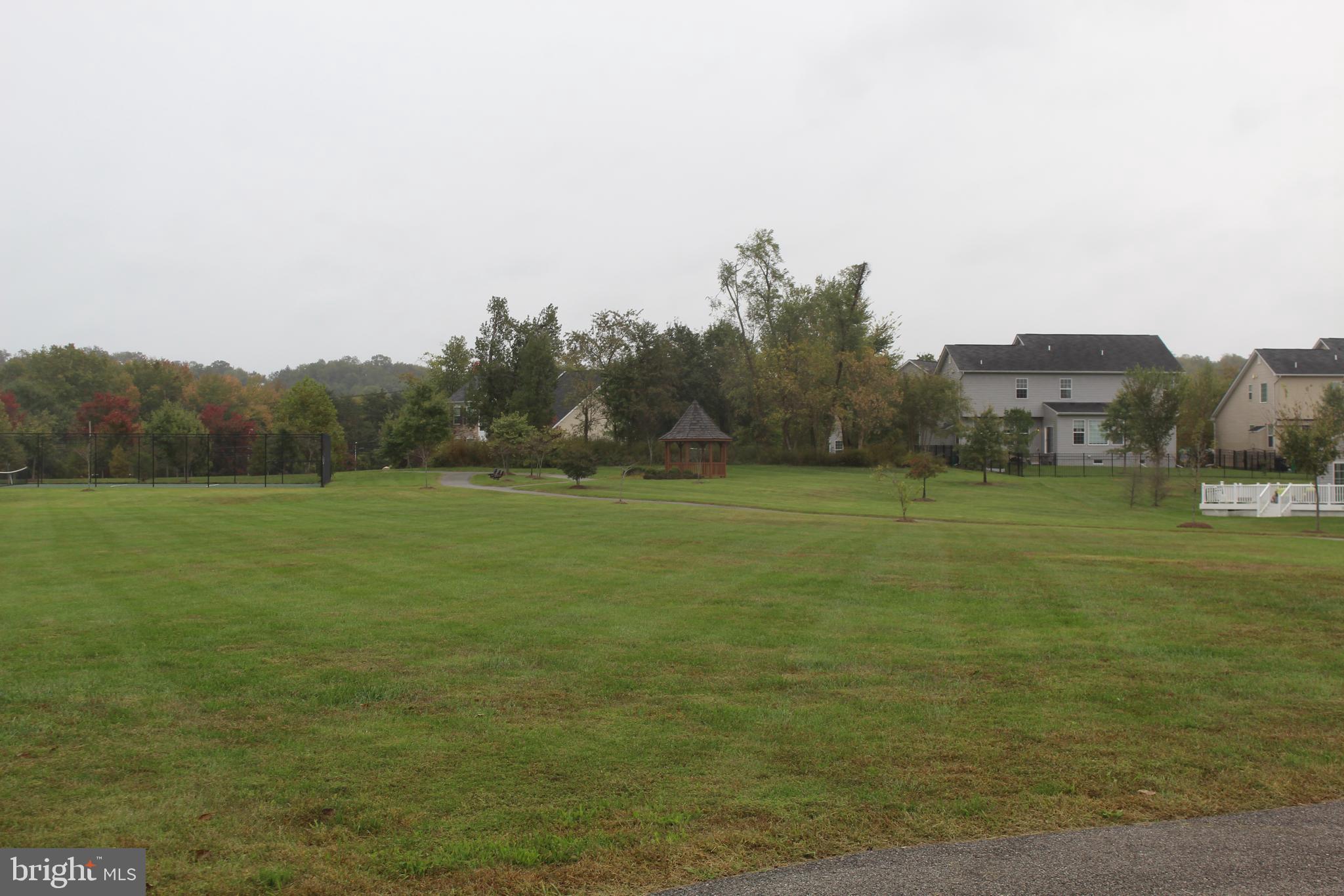 FORT WASHINGTON ACRES-PL - Residential