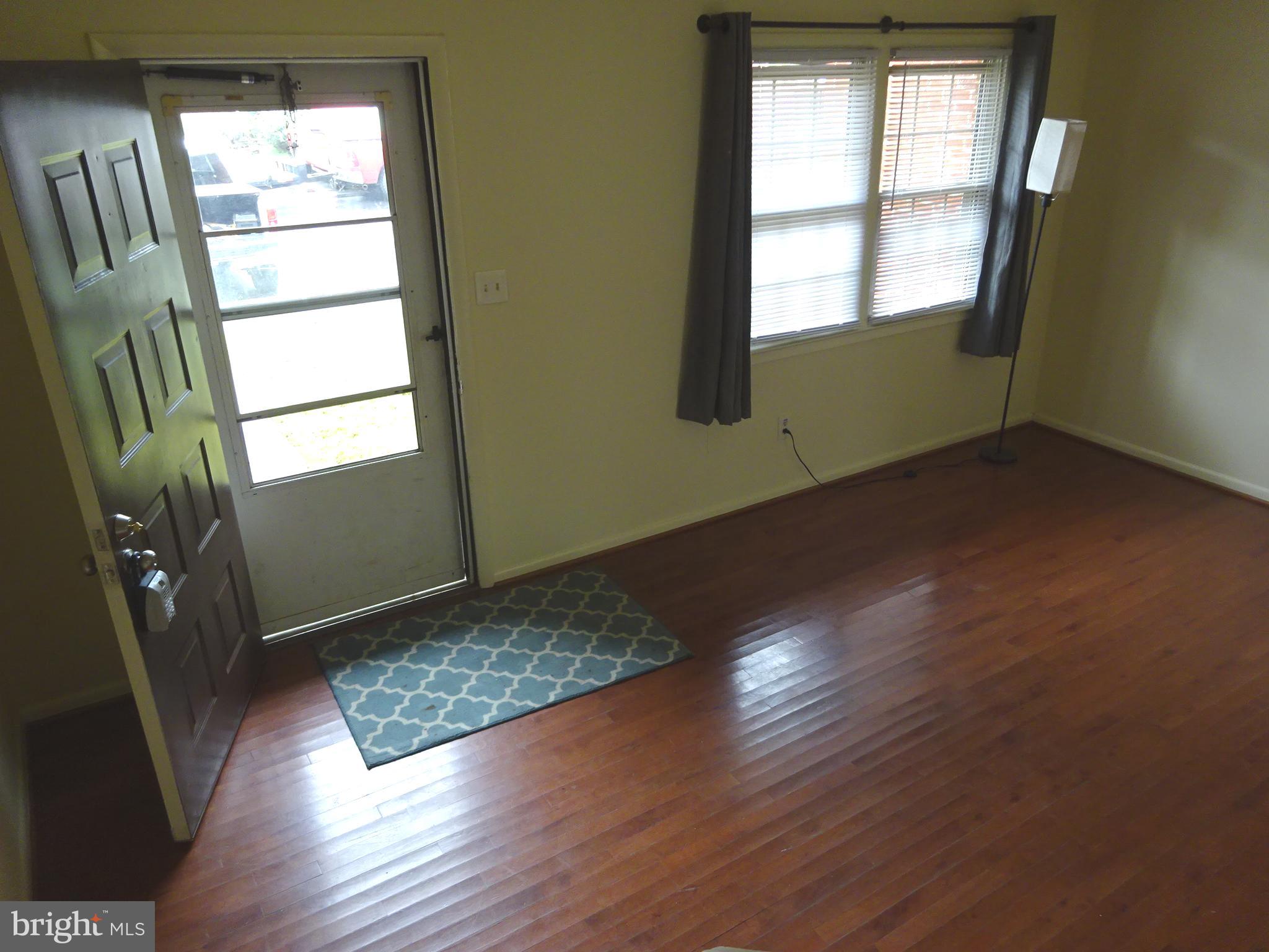 DALE CITY - Residential