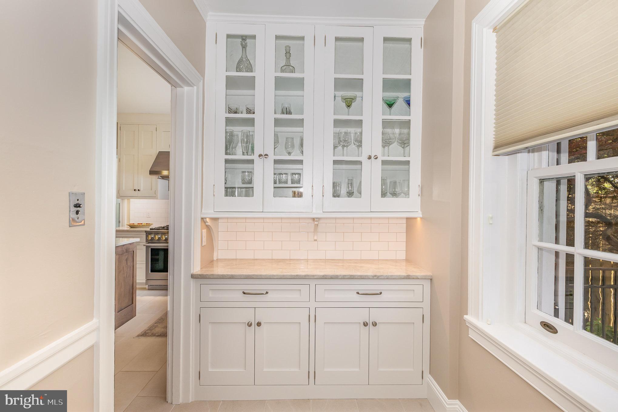 SCHOOL LANE HILLS - Residential