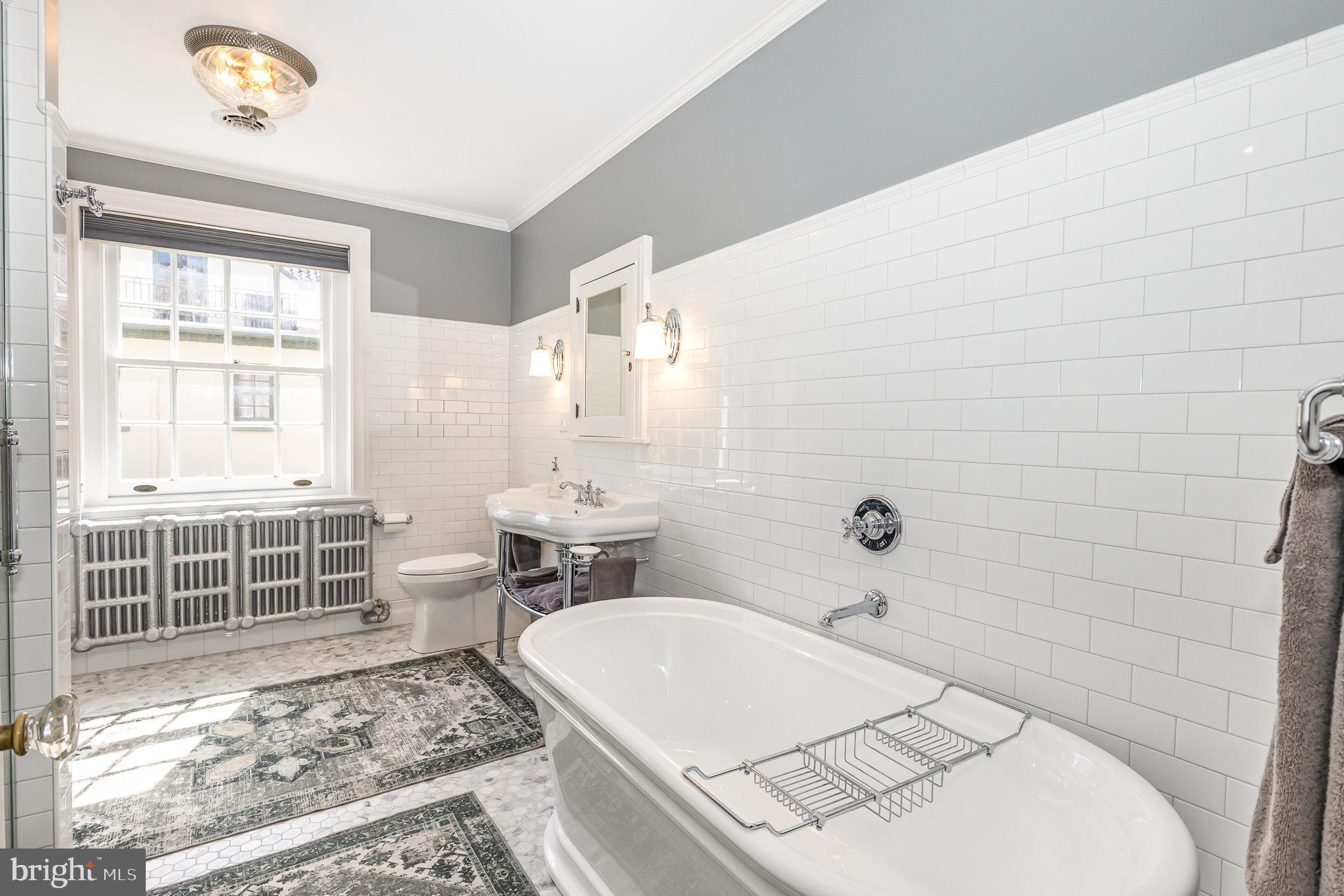 SCHOOL LANE HILLS - Residential