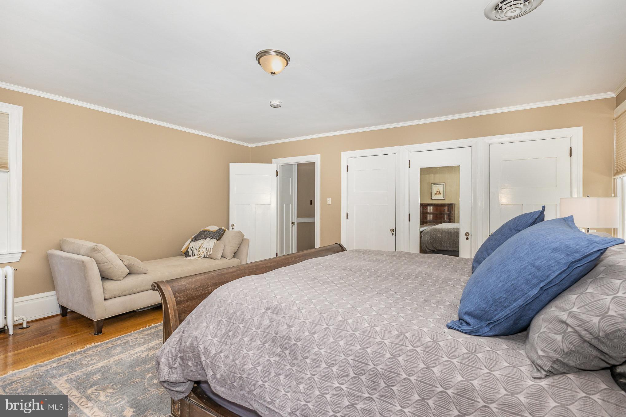 SCHOOL LANE HILLS - Residential