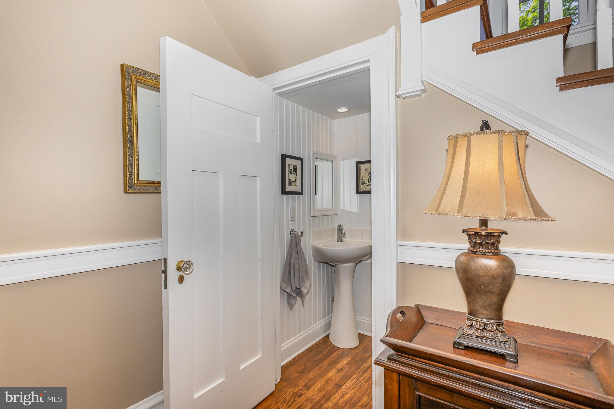 SCHOOL LANE HILLS - Residential