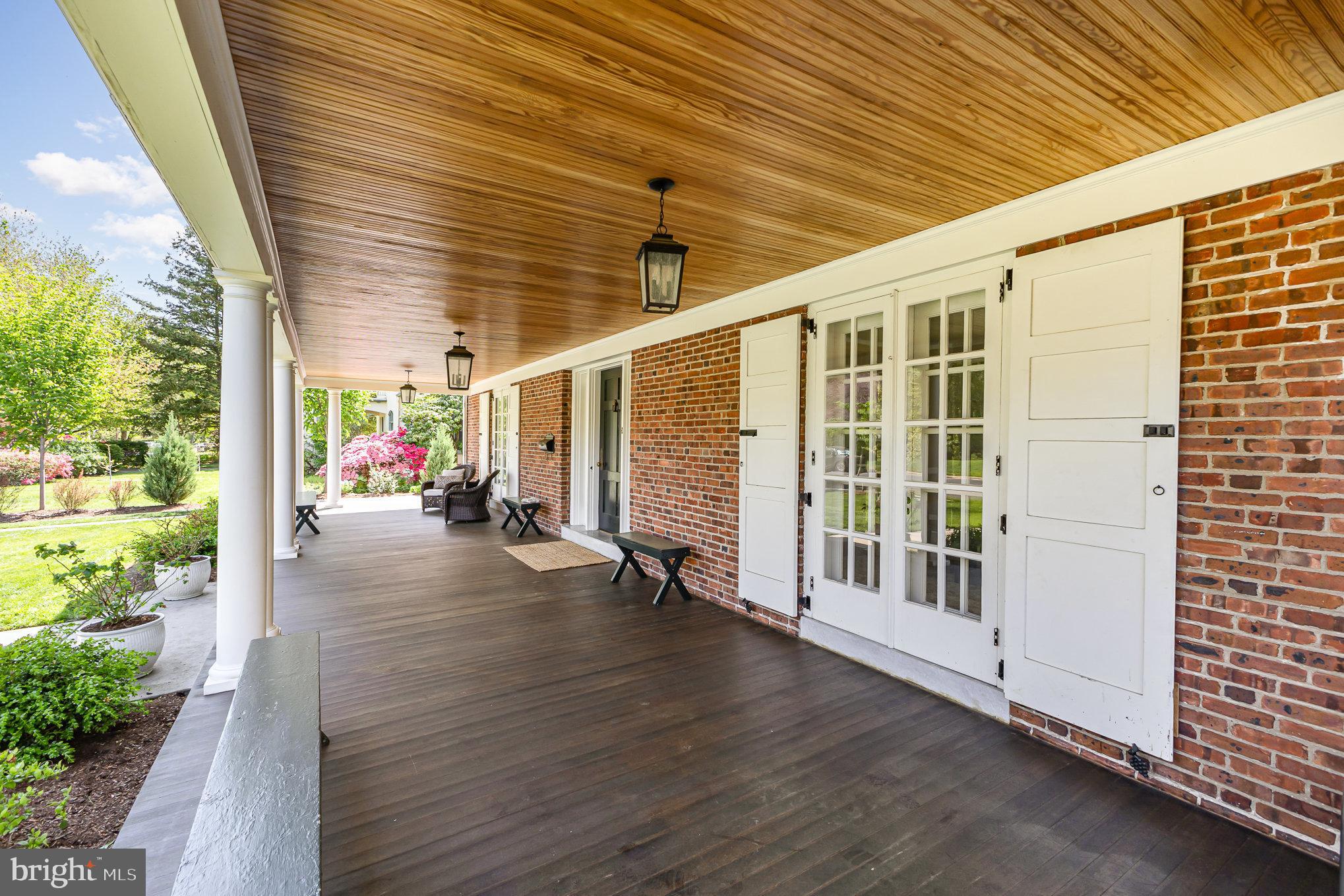 SCHOOL LANE HILLS - Residential