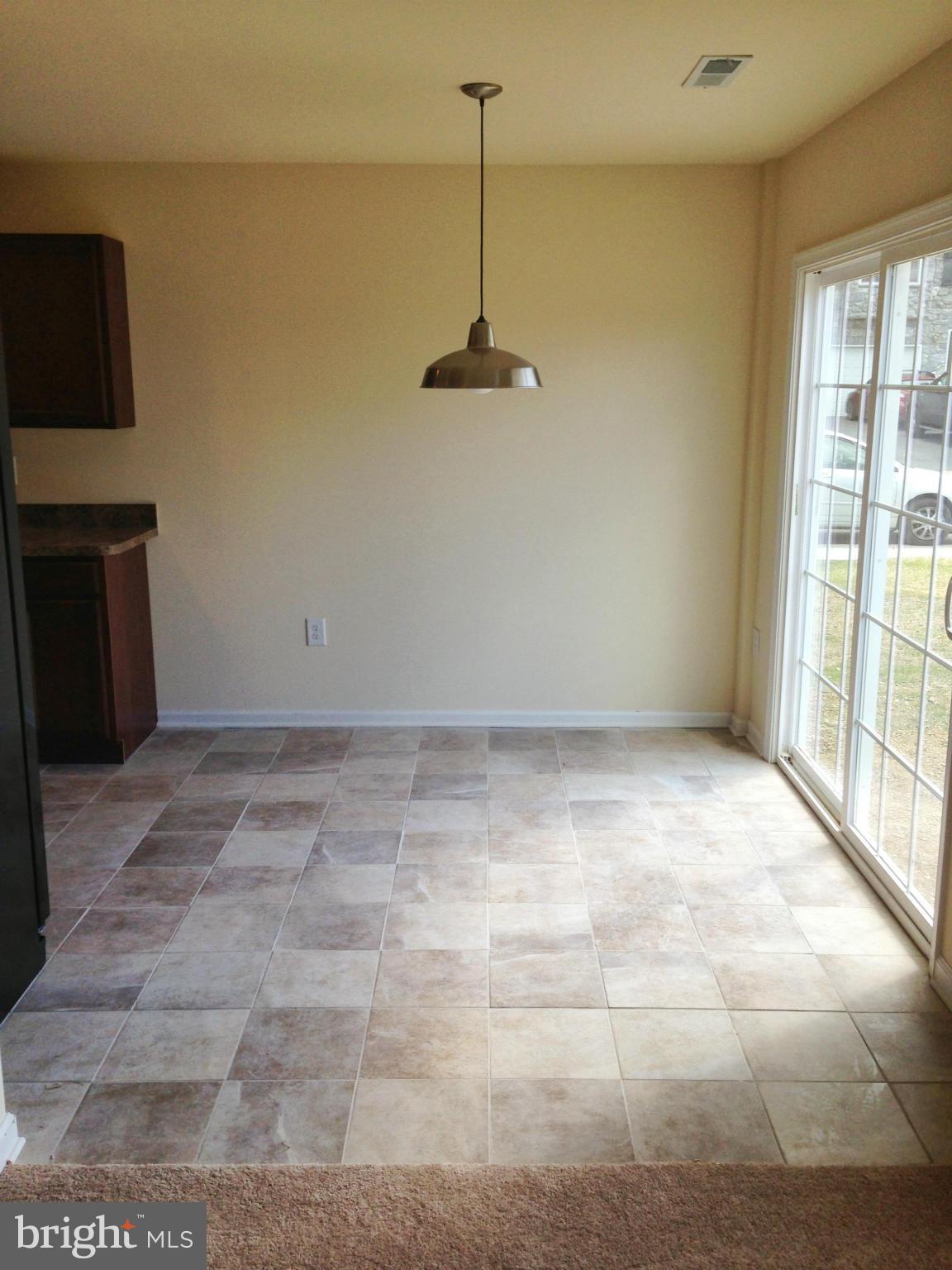 THE TOWNES AT OAKHURST - Residential