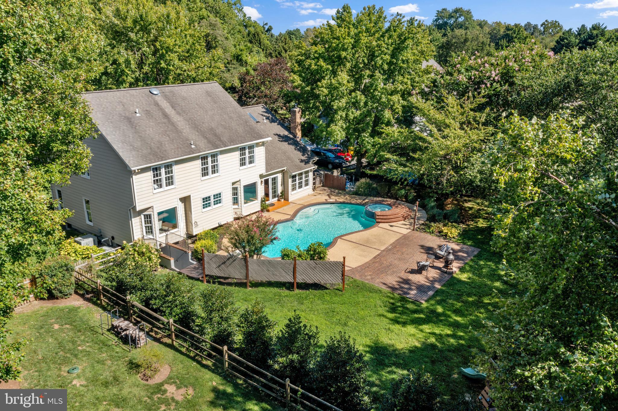 PLEASANT PLAINS - Residential