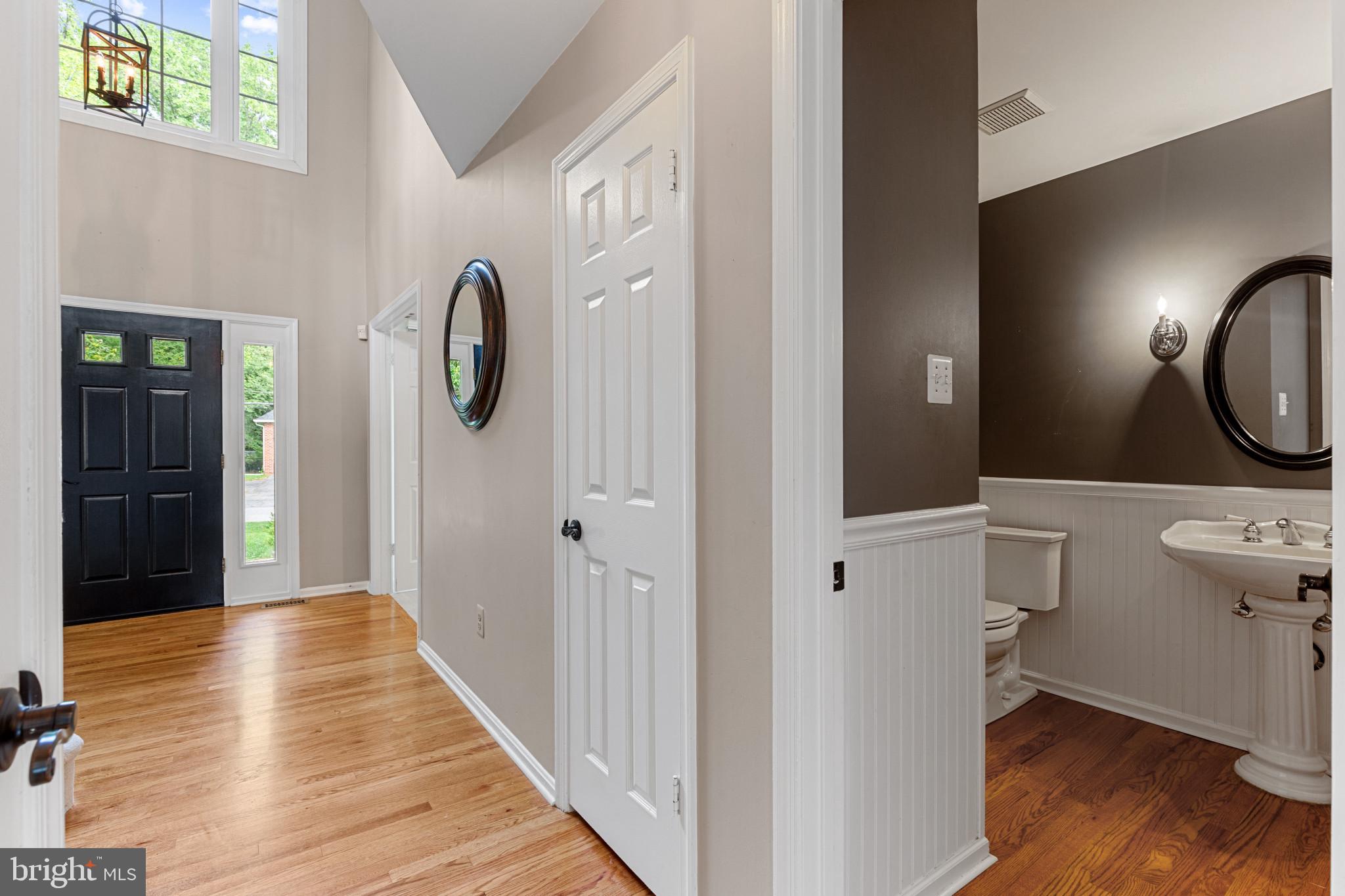 PLEASANT PLAINS - Residential