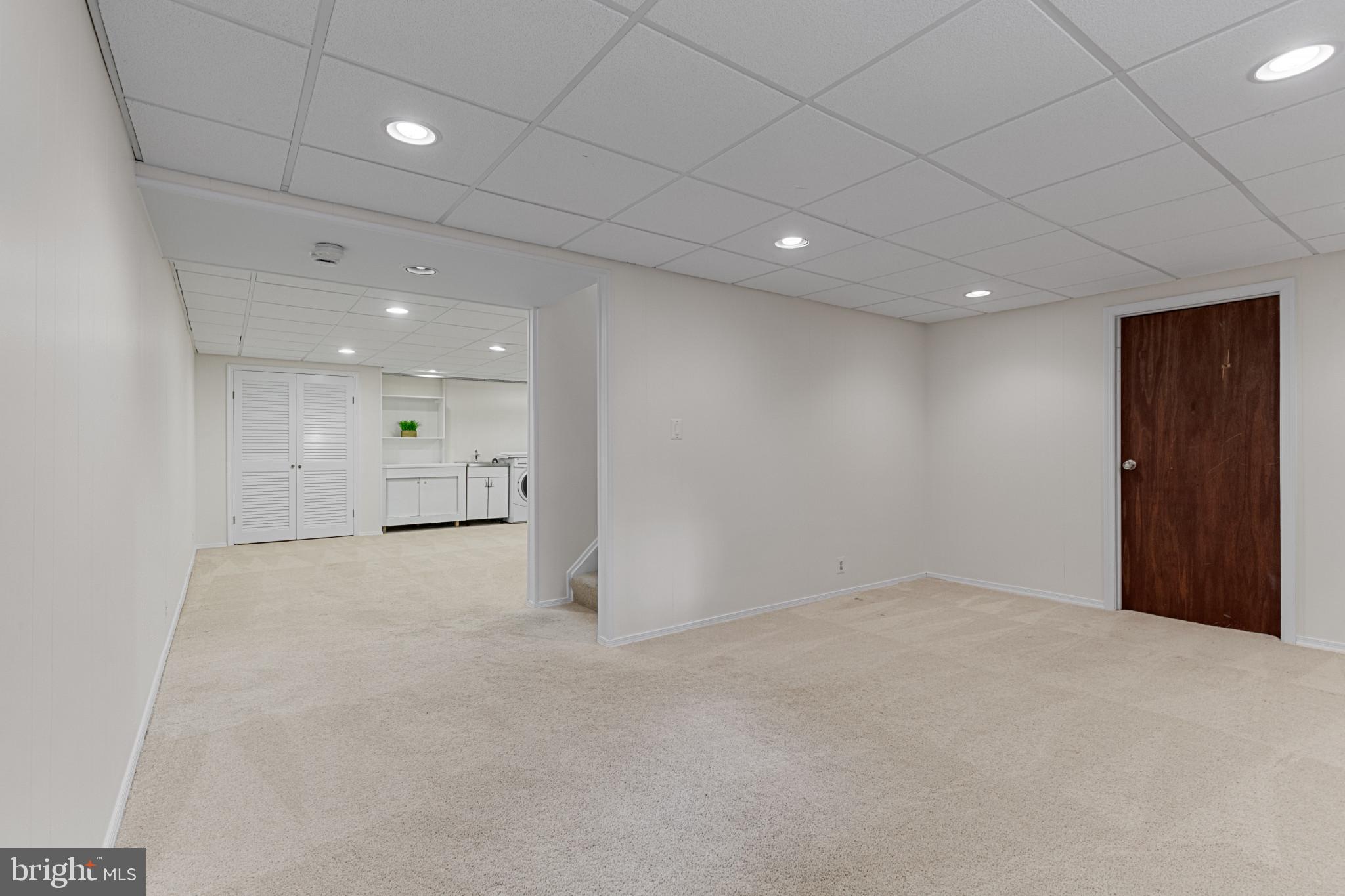 PLEASANT PLAINS - Residential