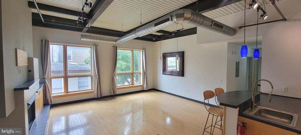 Photo of 75 Maple Street #202, CONSHOHOCKEN, PA 19428 (MLS # PAMC2163604)