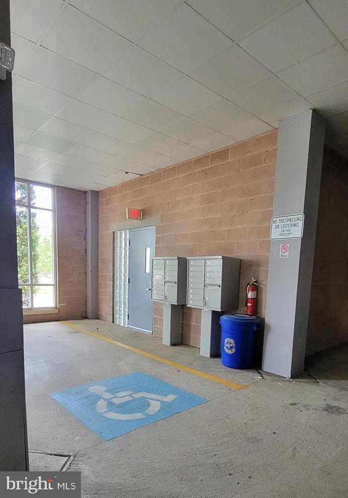 INDUSTRY - Residential Lease