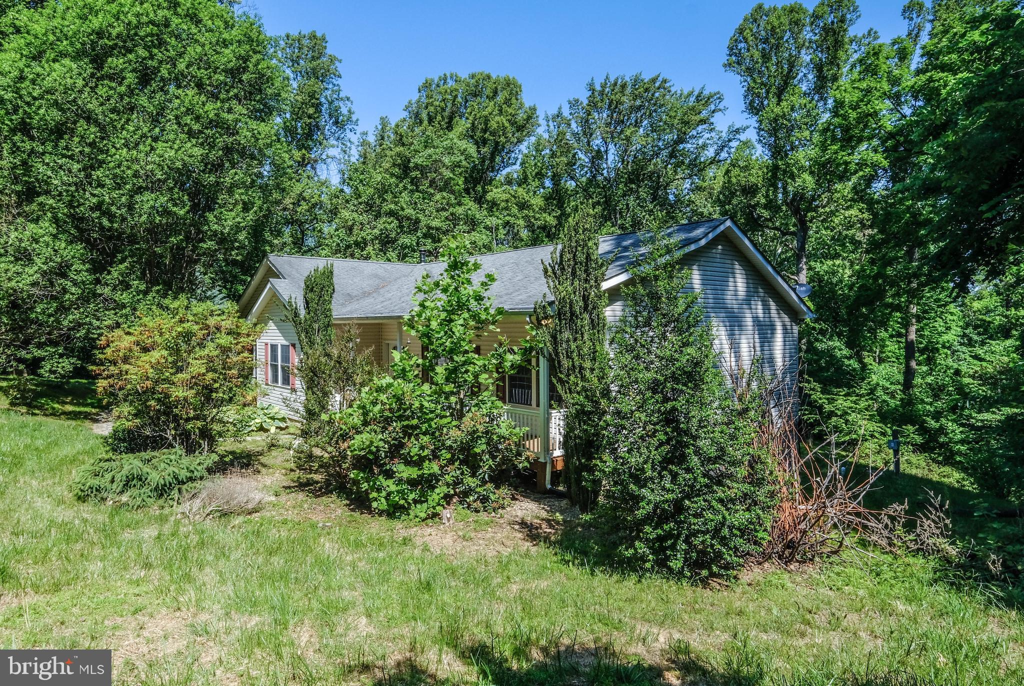 1195 SHANGRI LA ROAD