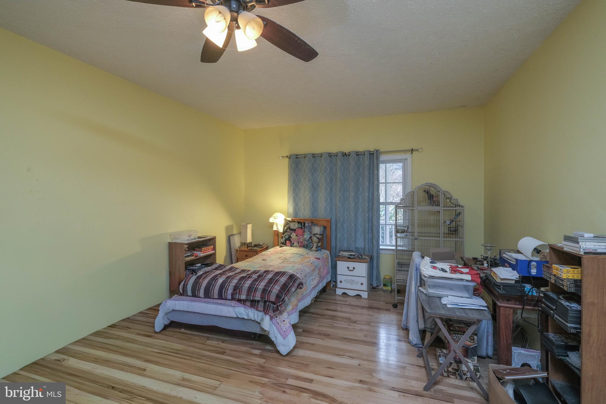 SHANGRI-LA - Residential