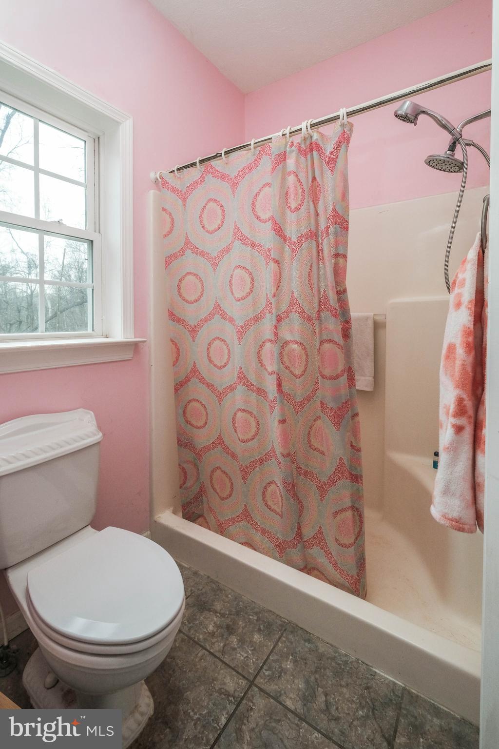 SHANGRI-LA - Residential