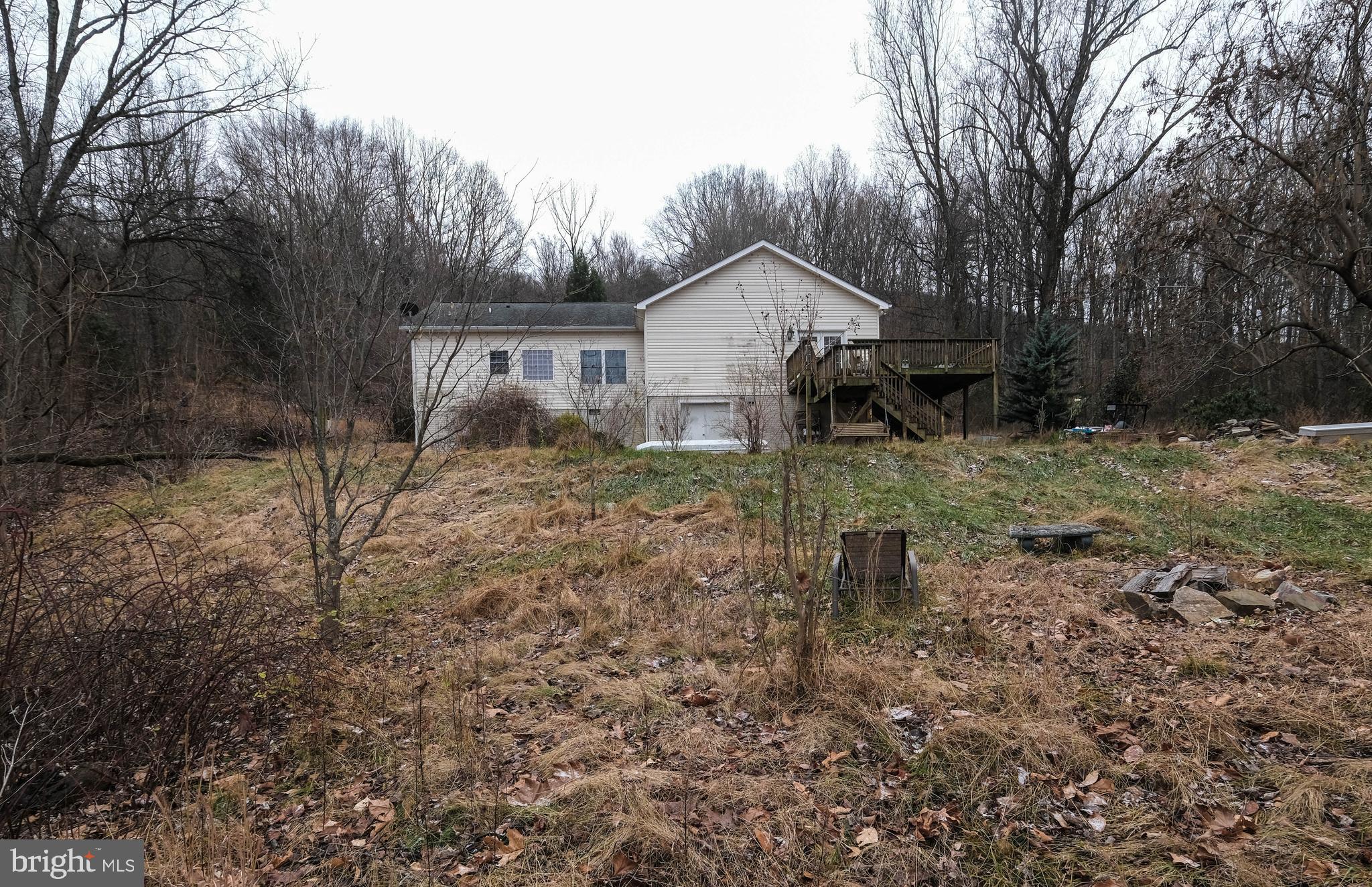 SHANGRI-LA - Residential