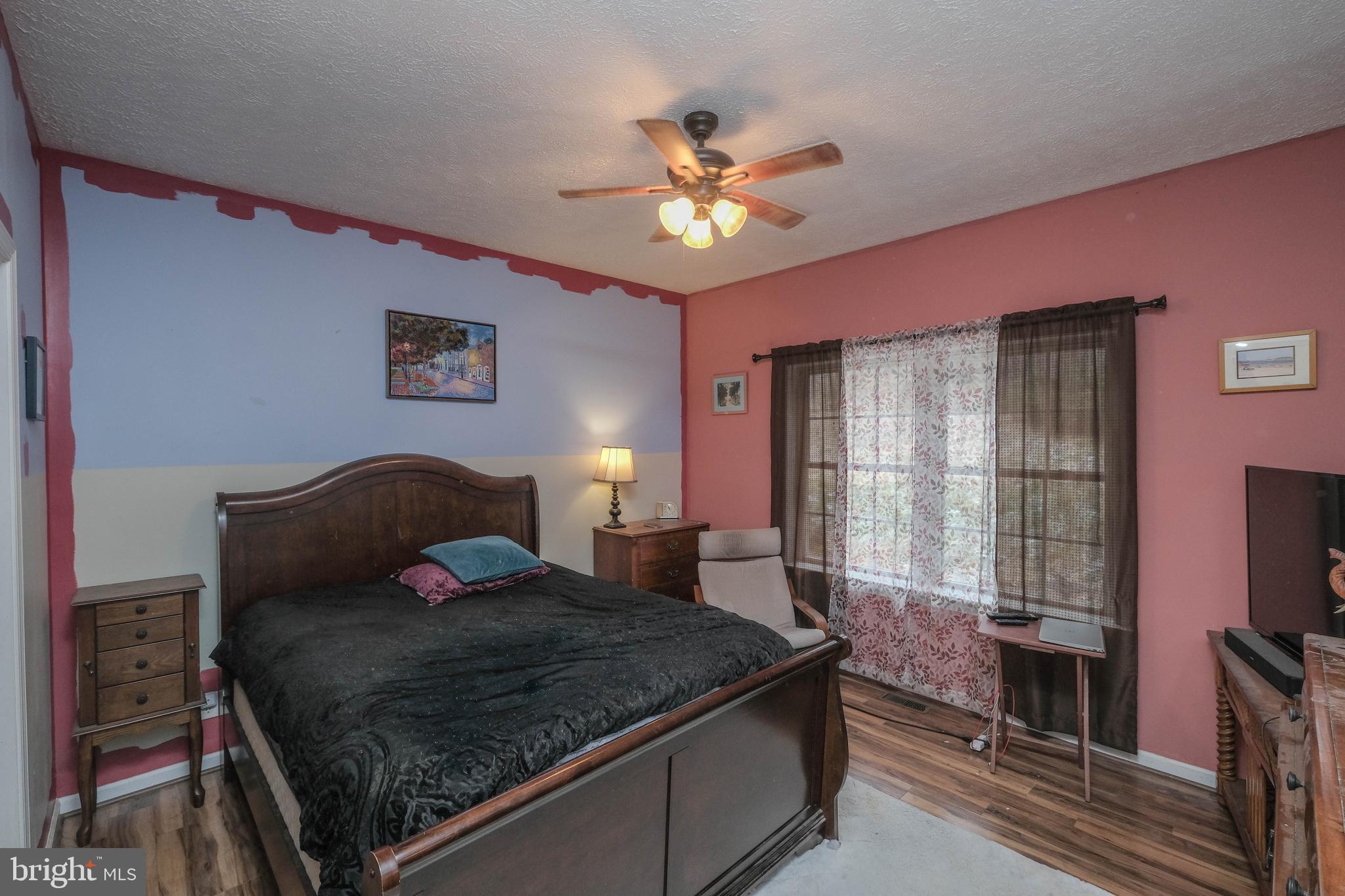 SHANGRI-LA - Residential