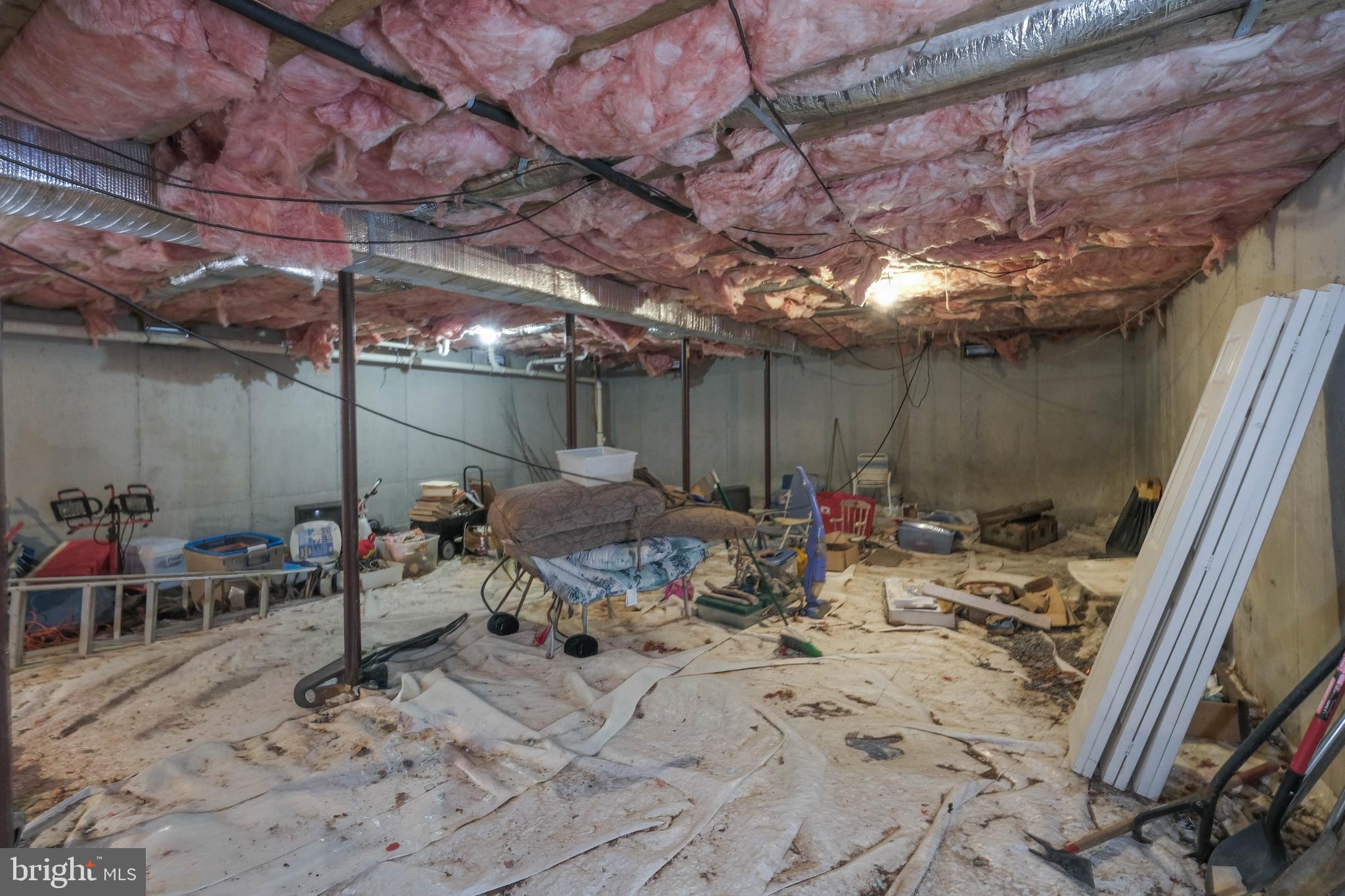 SHANGRI-LA - Residential